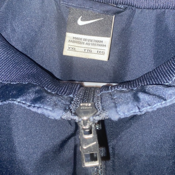 Nike Zip up Windbreaker Jacket Nice!!! - Picture 4 of 12